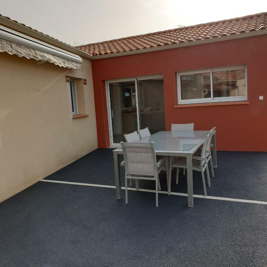 Chez Les J-Folais - 3 Kms Puy Dufou - Les Epesses Bed & Breakfast Ngoại thất bức ảnh