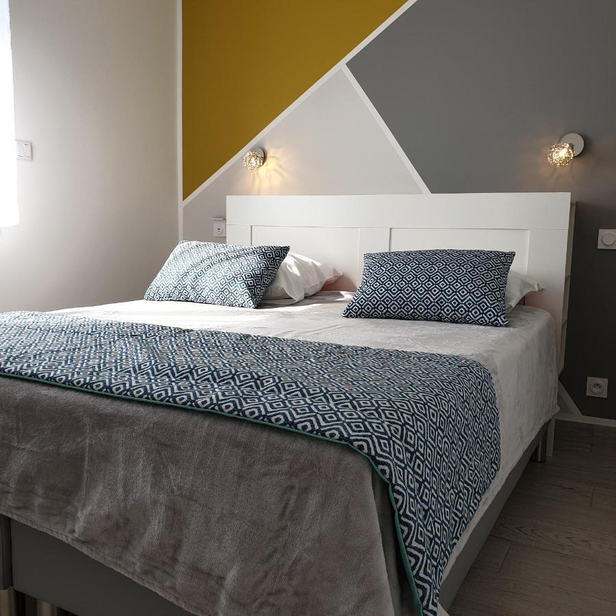 Chez Les J-Folais - 3 Kms Puy Dufou - Les Epesses Bed & Breakfast Ngoại thất bức ảnh